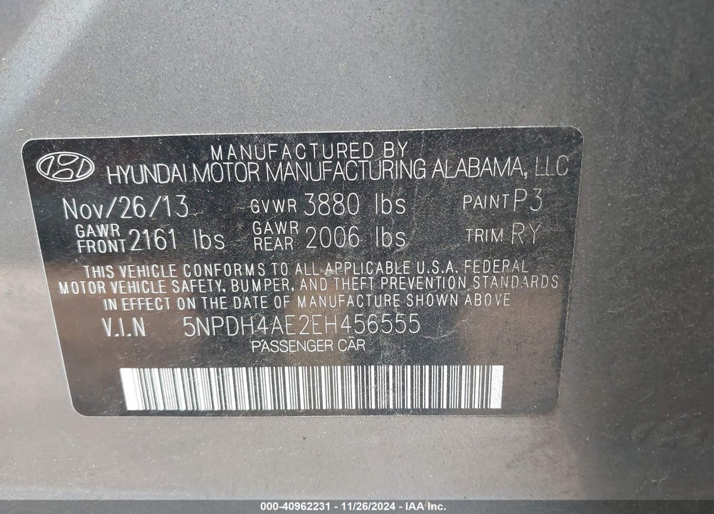 2014 HYUNDAI ELANTRA VIN: 5NPDH4AE2EH456555
