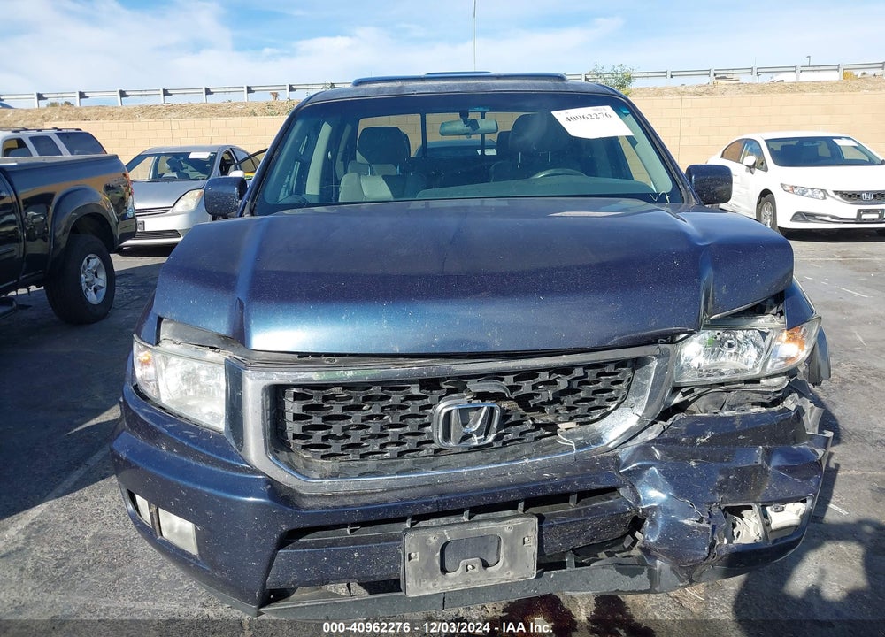 2011 HONDA RIDGELINE RTL VIN: 5FPYK1F59BB451770