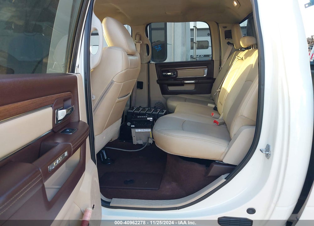 2017 RAM 3500 LAIE  4X4 8' BOX VIN: 3C63RRJL1HG508024