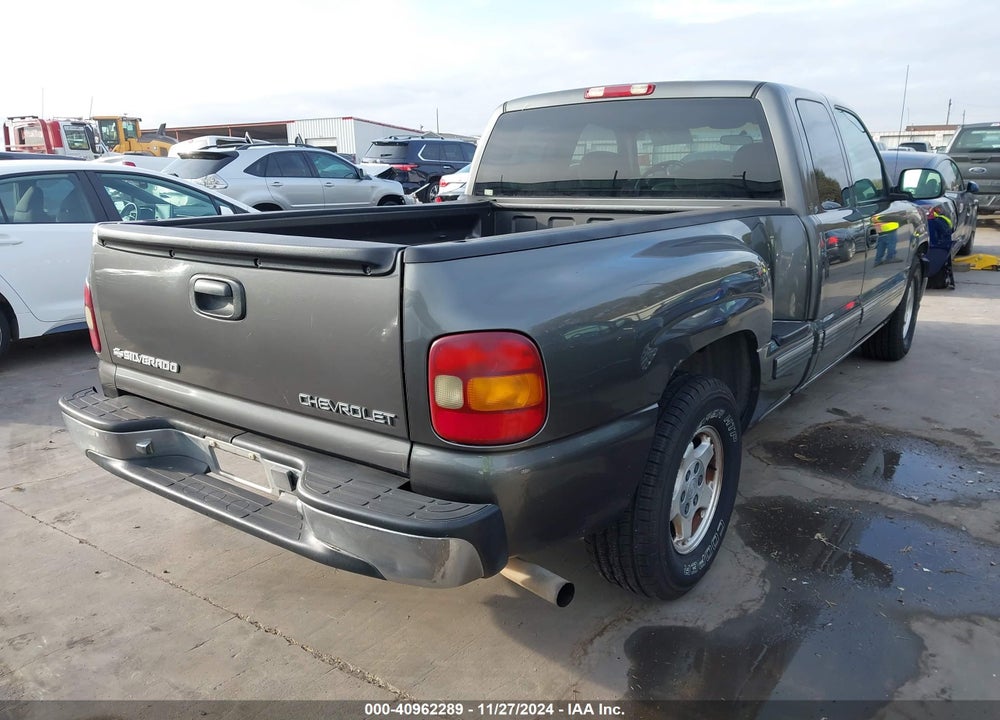 1999 CHEVROLET SILVERADO 1500 LS VIN: 1GCEC19V5XZ173021