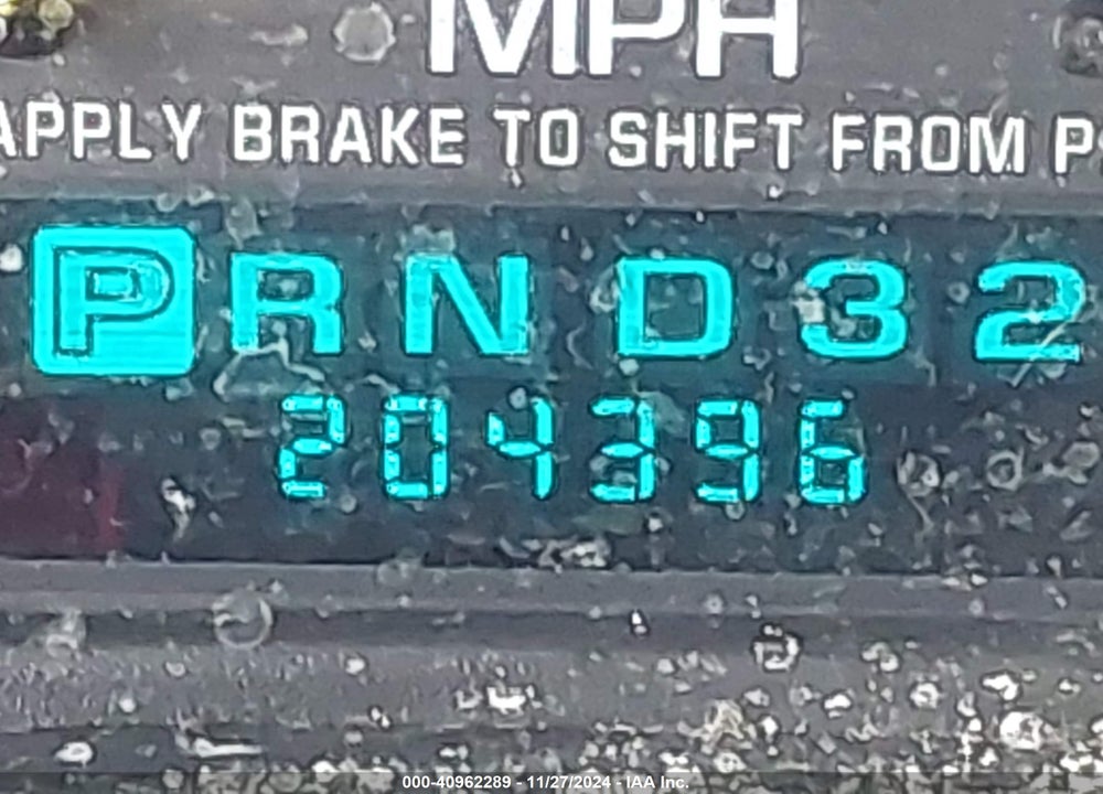 1999 CHEVROLET SILVERADO 1500 LS VIN: 1GCEC19V5XZ173021