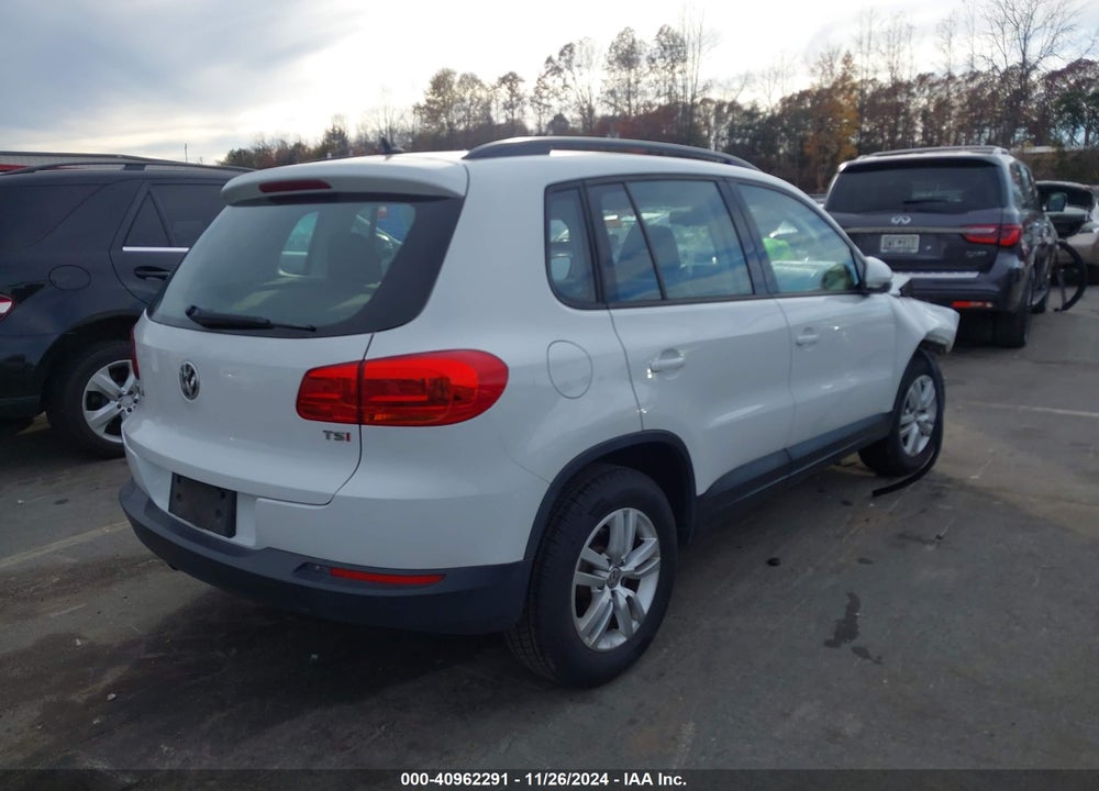 2016 VOLKSWAGEN TIGUAN S VIN: WVGAV7AX0GW604029