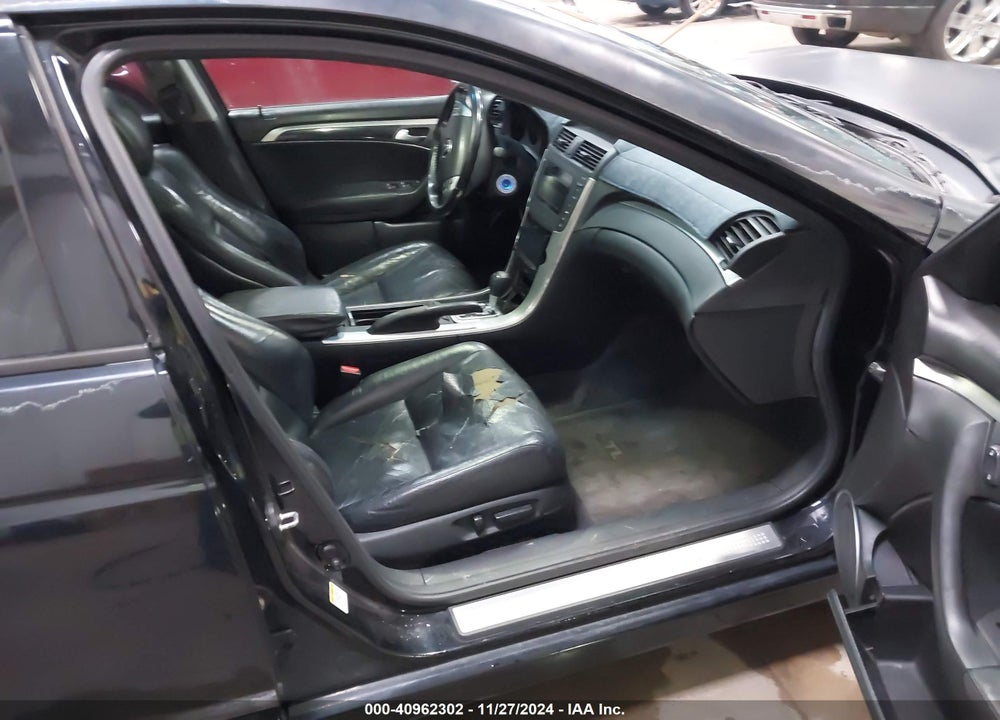2004 ACURA TL VIN: 19UUA66274A042838