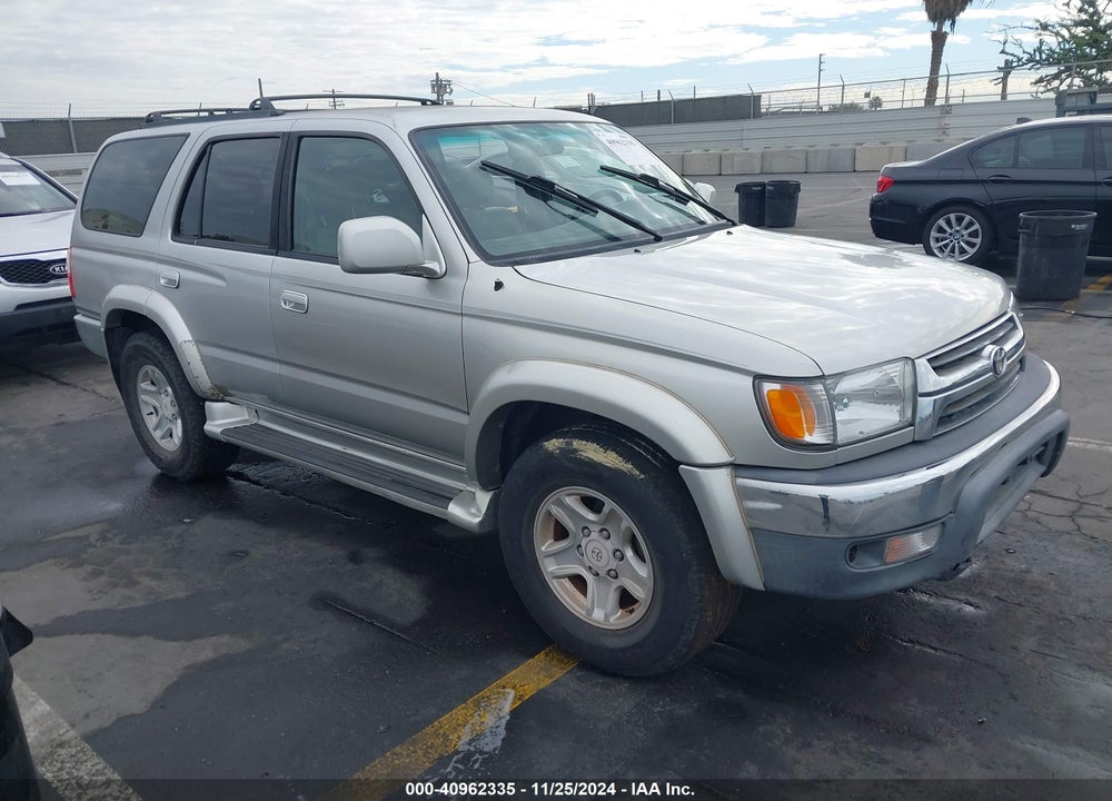 2002 TOYOTA 4RUNNER SR5 V6 VIN: JT3GN86R120241366