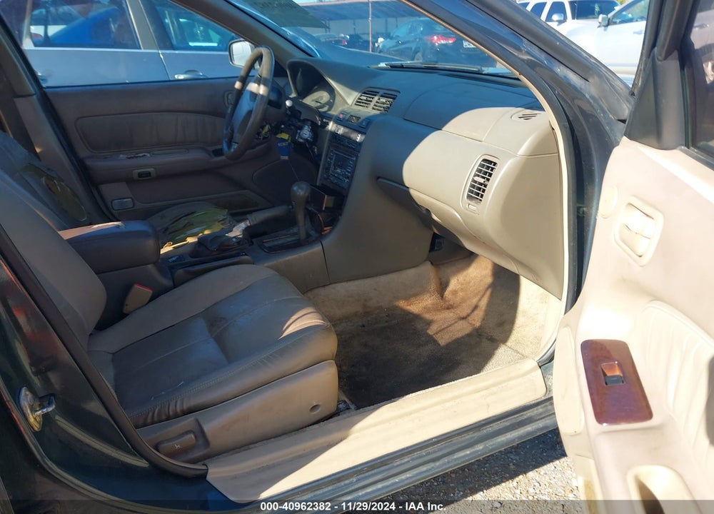 1998 NISSAN MAXIMA GLE/GXE/SE VIN: JN1CA21A3WT402294