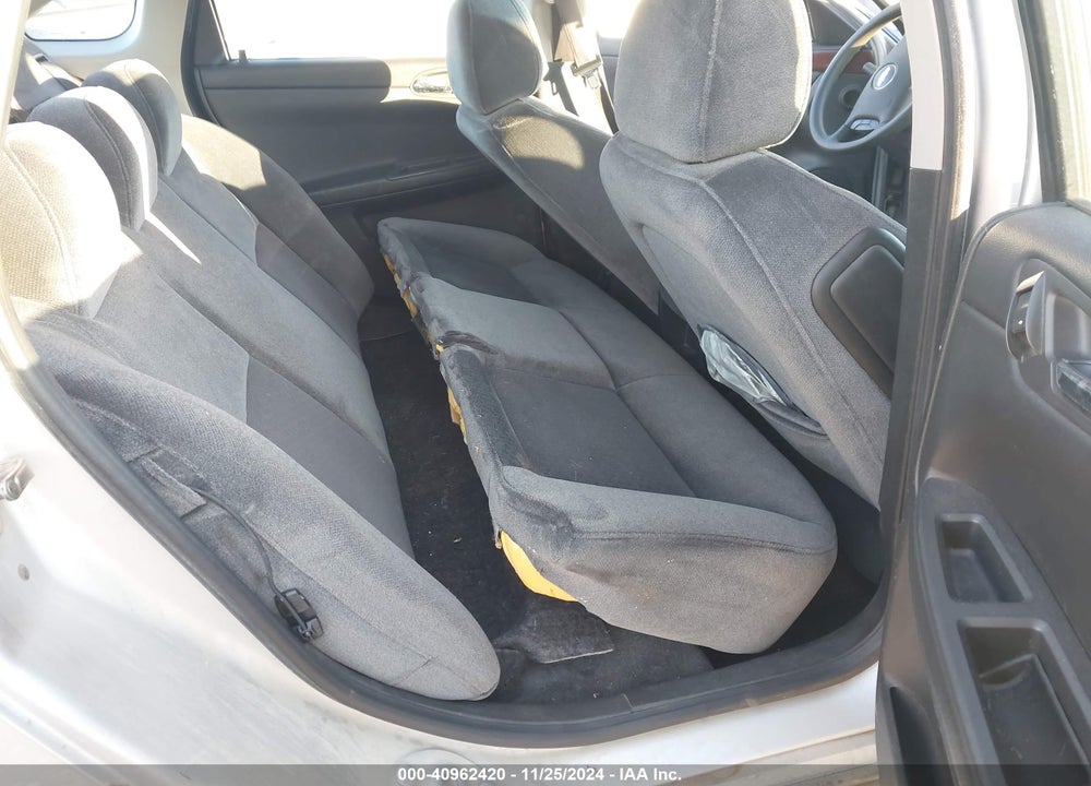 2010 CHEVROLET IMPALA LS VIN: 2G1WA5ENXA1196097