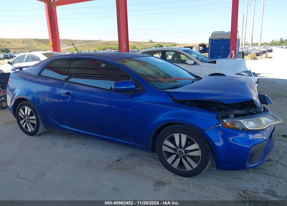 2013 KIA FORTE KOUP EX VIN: KNAFU6A25D5686852