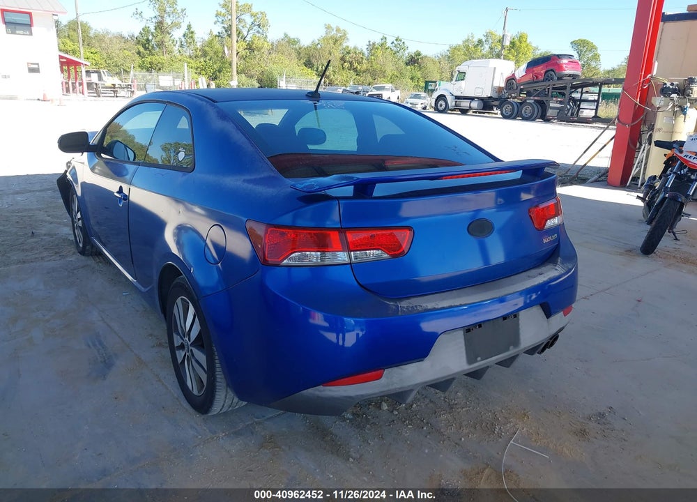 2013 KIA FORTE KOUP EX VIN: KNAFU6A25D5686852