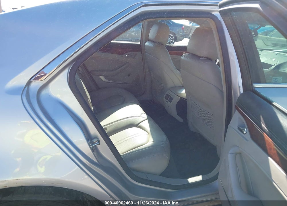 2011 CADILLAC CTS LUXURY VIN: 1G6DE5EY6B0114606