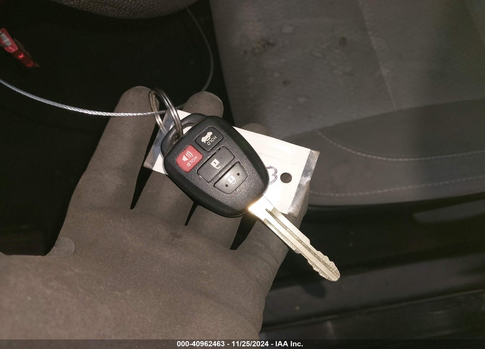2016 TOYOTA COROLLA LE VIN: 2T1BURHE1GC496153