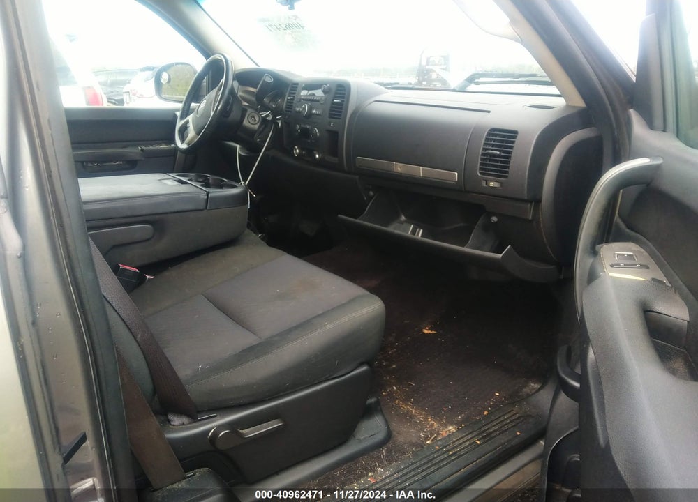 2013 GMC SIERRA 1500 SLE VIN: 1GTR1VE07DZ104755