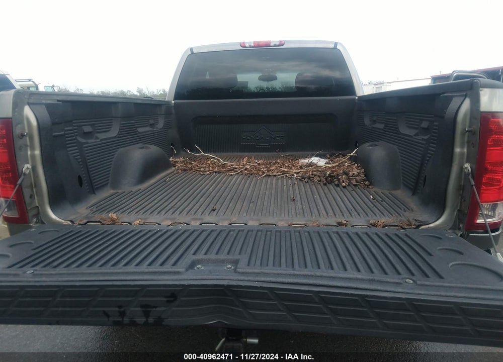 2013 GMC SIERRA 1500 SLE VIN: 1GTR1VE07DZ104755