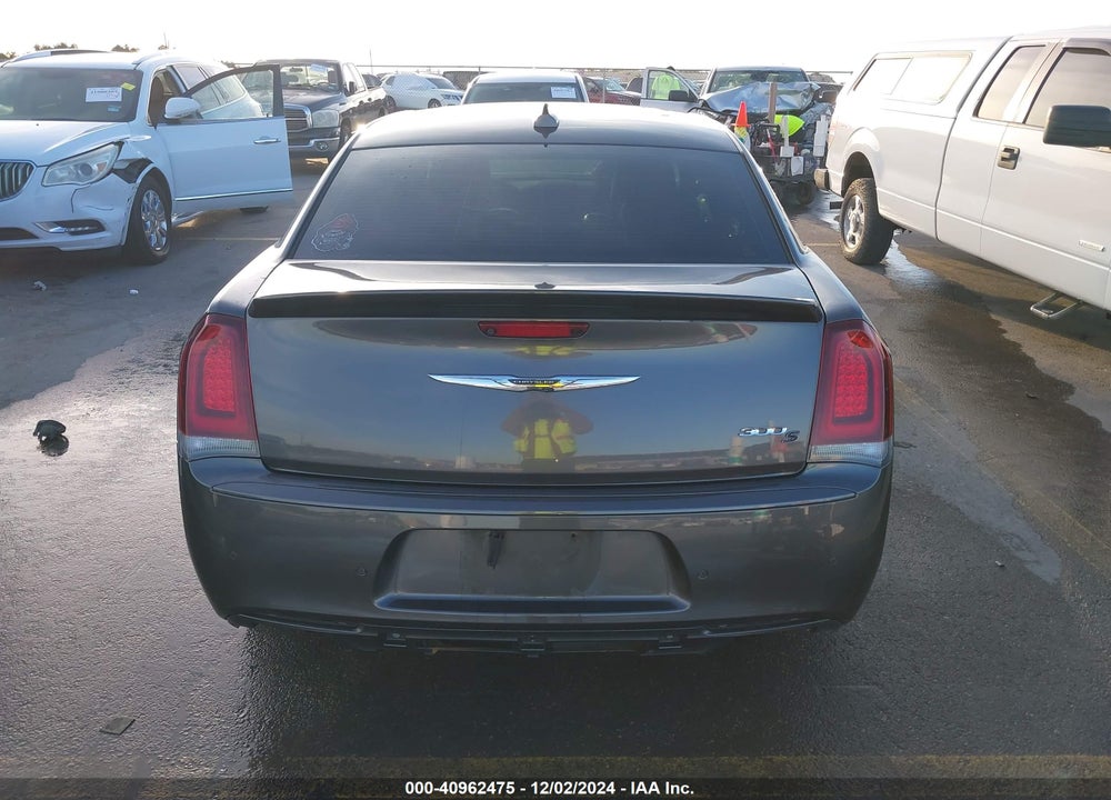 2018 CHRYSLER 300 300S VIN: 2C3CCABG9JH243571