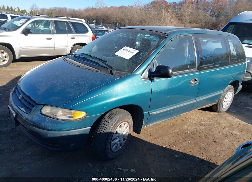 2000 CHRYSLER VOYAGER VIN: 2C4FJ25B7YR898904