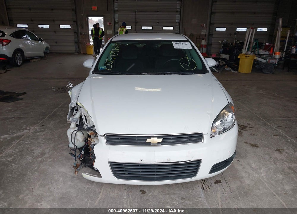 2011 CHEVROLET IMPALA LT VIN: 2G1WG5EK8B1333320