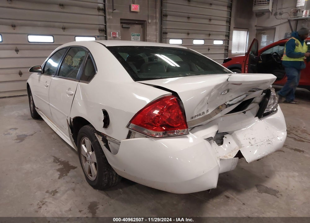 2011 CHEVROLET IMPALA LT VIN: 2G1WG5EK8B1333320