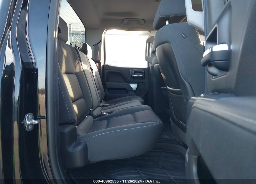 2015 CHEVROLET SILVERADO 1500 1LT VIN: 1GCVKREC0FZ157801