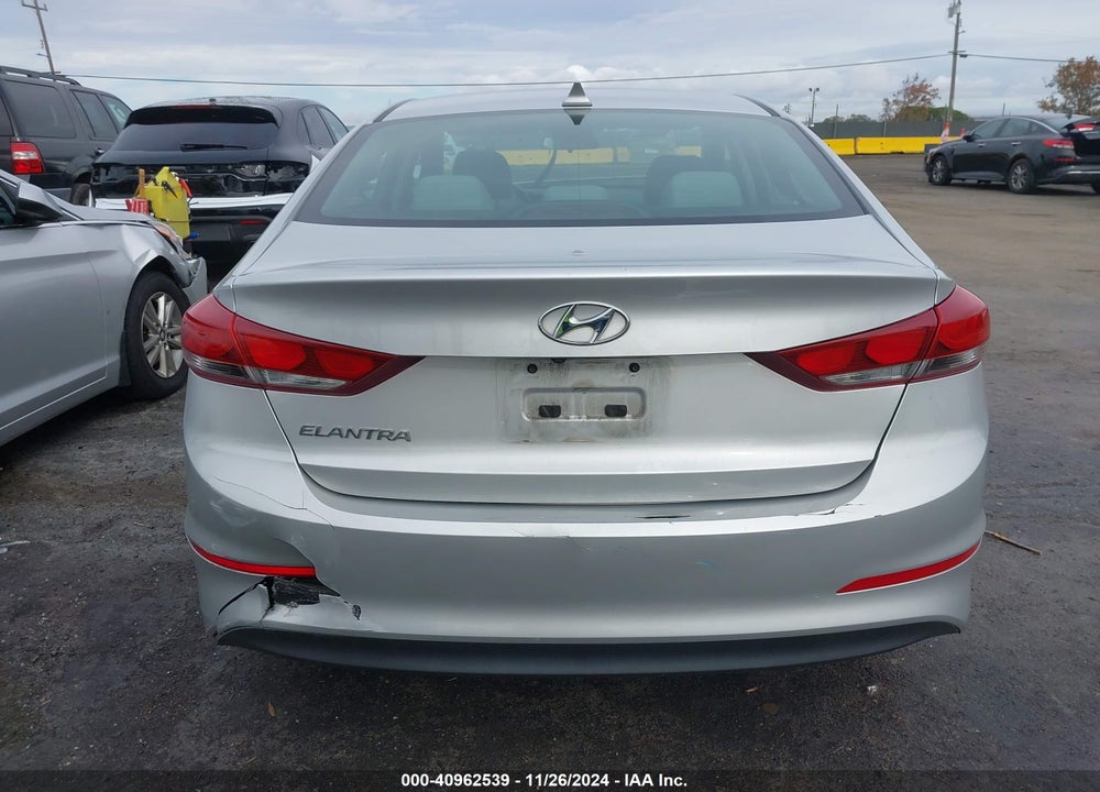 2017 HYUNDAI ELANTRA SE VIN: 5NPD84LF2HH065707