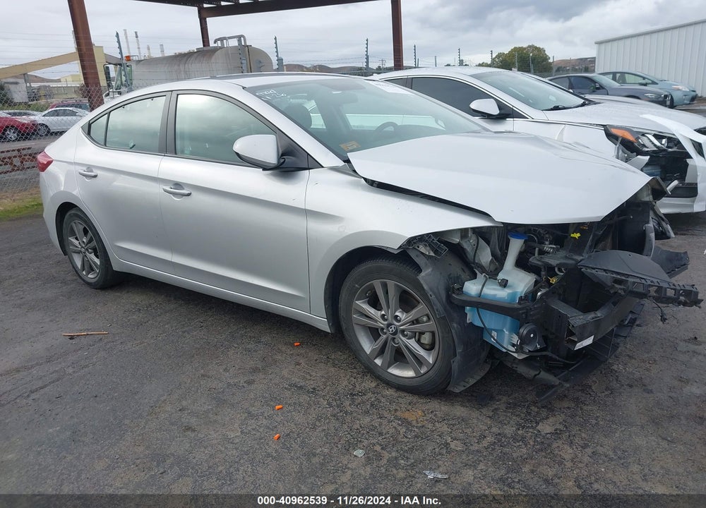 2017 HYUNDAI ELANTRA SE VIN: 5NPD84LF2HH065707