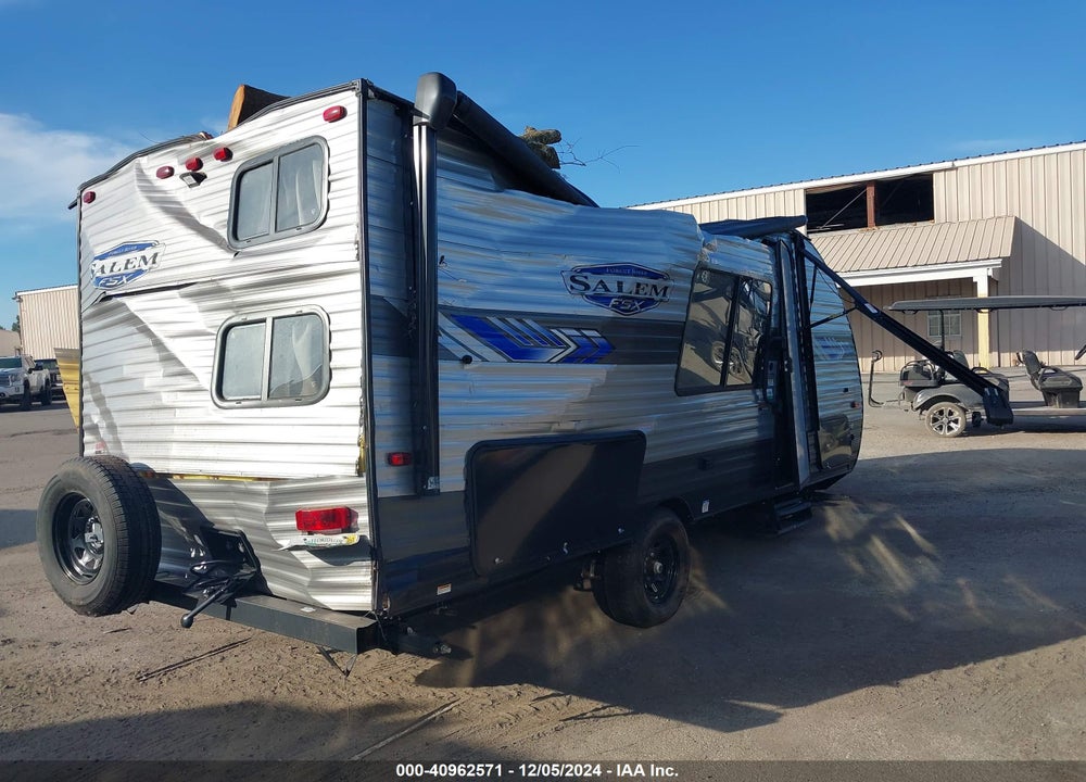 2022 SALEM OTHER VIN: 4X4TSMT10NY011148