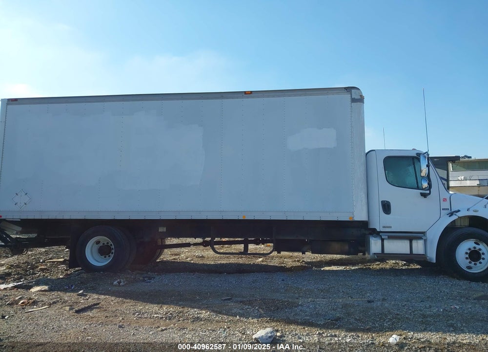 2006 FREIGHTLINER M2 106 MEDIUM DUTY VIN: 1FVACXCS56HW08337