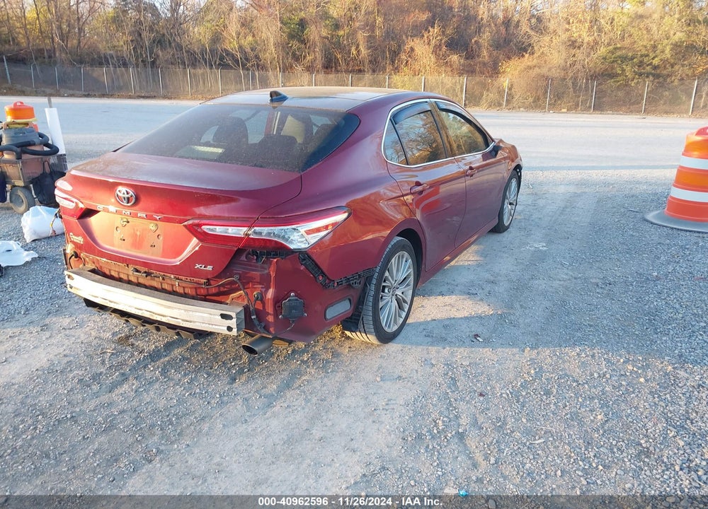 2020 TOYOTA CAMRY XLE VIN: 4T1F11AK1LU503641