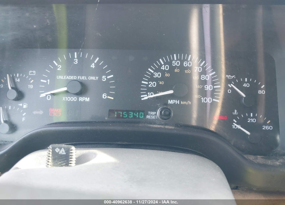 1999 JEEP WRANGLER SAHARA VIN: 1J4FY49S5XP426597