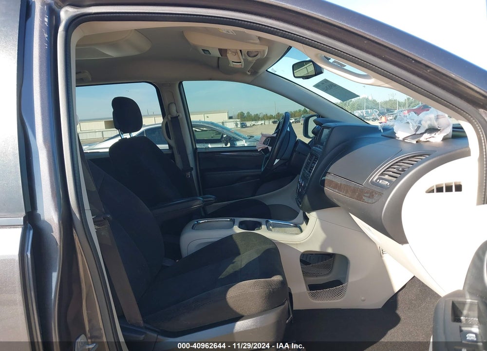 2015 DODGE GRAND CARAVAN SXT VIN: 2C4RDGCG6FR632335