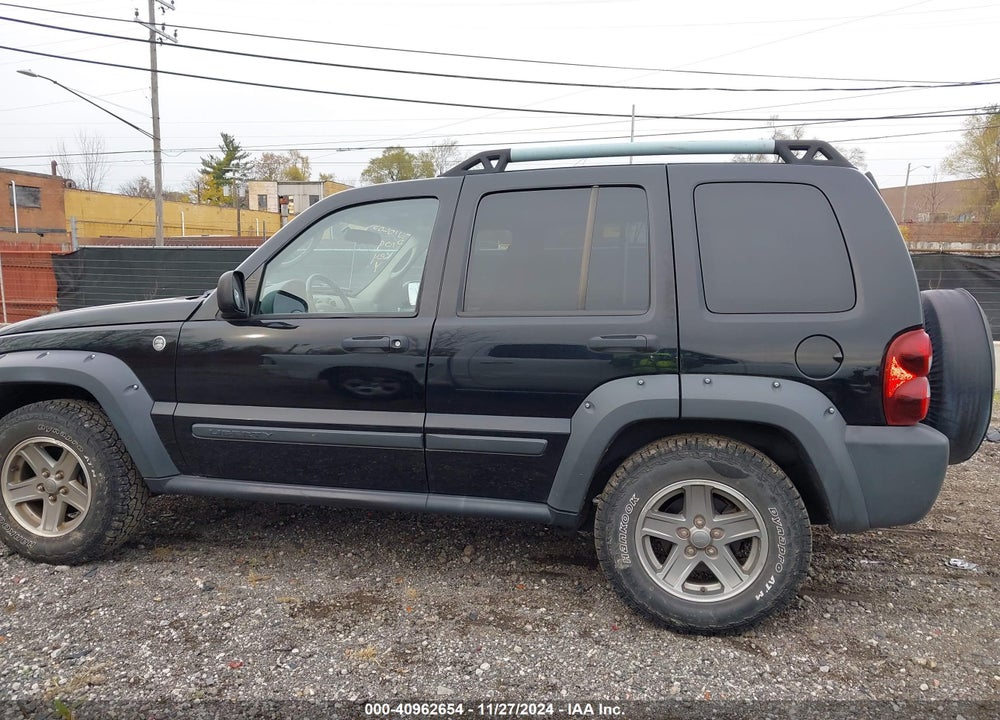 2005 JEEP LIBERTY RENEGADE VIN: 1J4GL38K25W723196