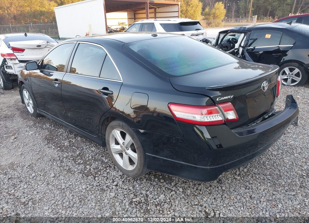 2011 TOYOTA CAMRY SE VIN: 4T1BF3EK8BU209061
