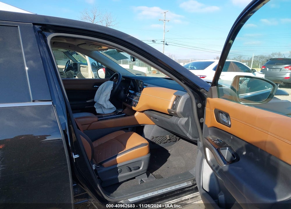 2023 NISSAN PATHFINDER PLATINUM 4WD VIN: 5N1DR3DK0PC218464