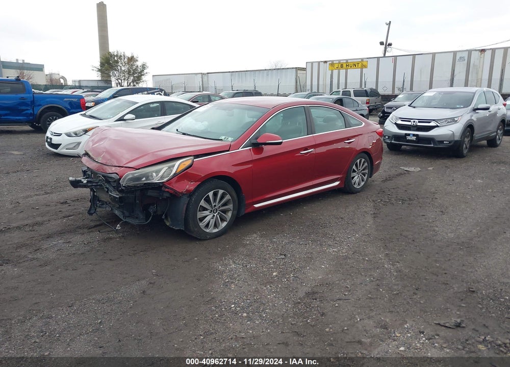 2015 HYUNDAI SONATA SPORT VIN: 5NPE34AF2FH087211