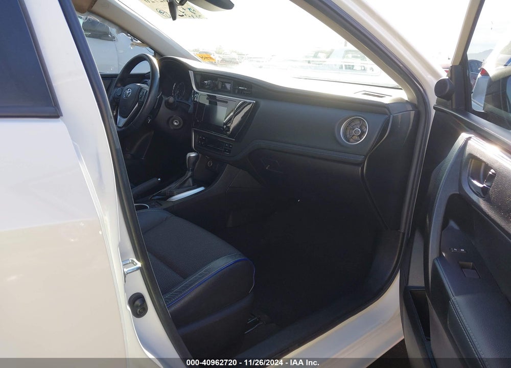 2019 TOYOTA COROLLA SE VIN: 5YFBURHE5KP863628
