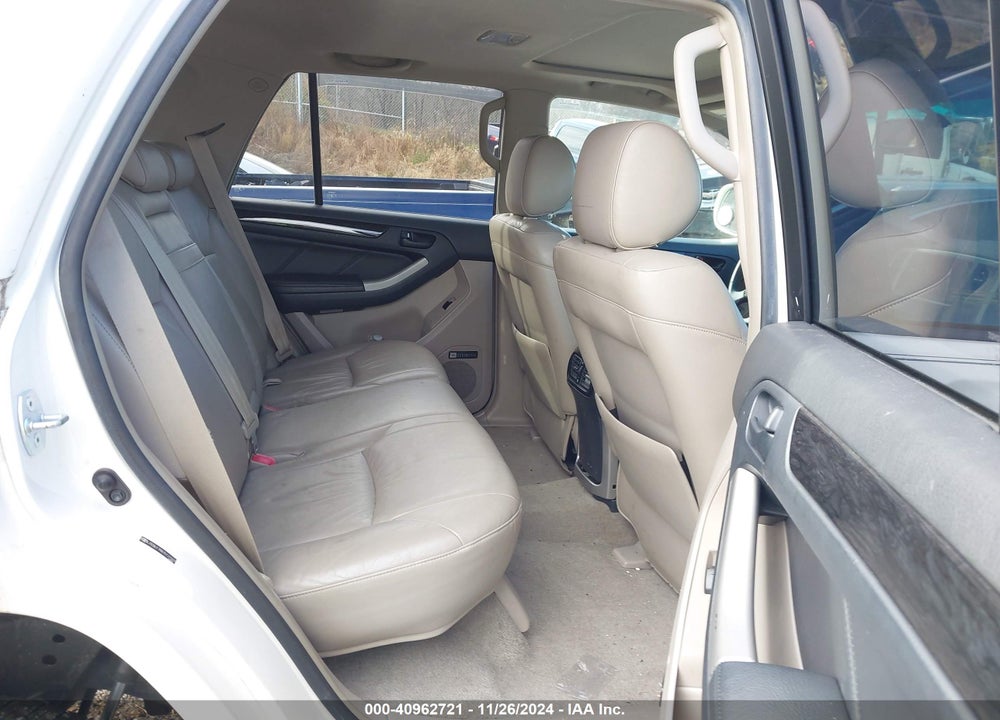 2007 TOYOTA 4RUNNER LIMITED V6 VIN: JTEBU17R870121503