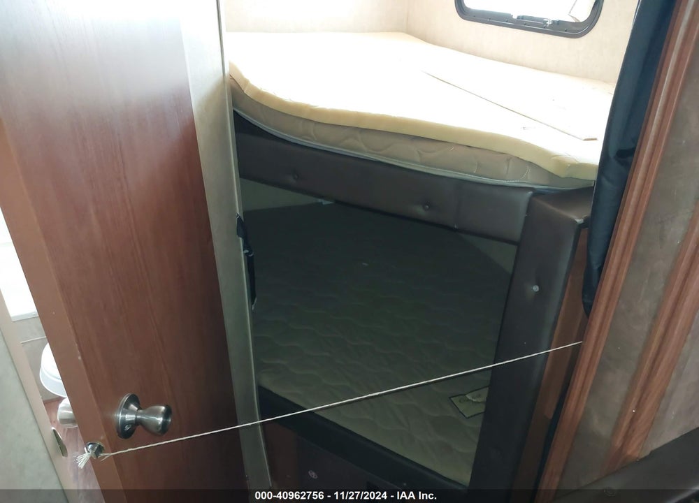 2015 FOREST RIVER SALEM CRUISE 262BHXL VIN: 4X4TSMB24F7405415