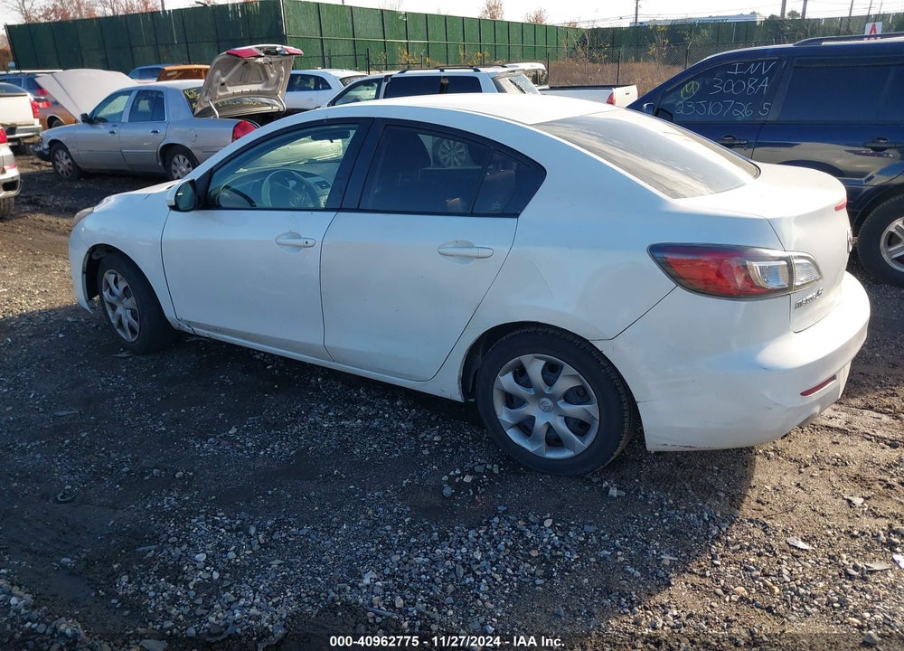 2012 MAZDA 3 I SPORT VIN: JM1BL1UG3C1517997