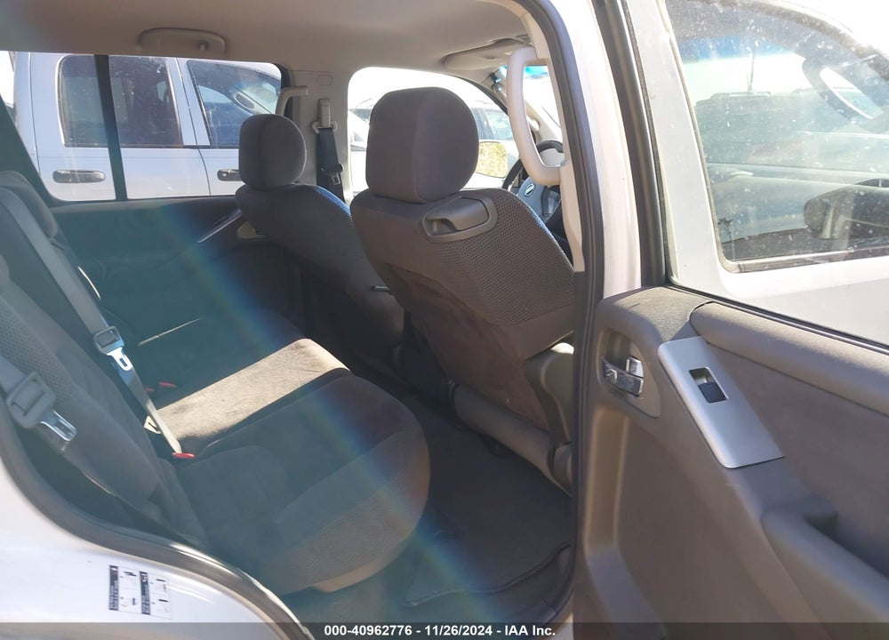 2007 NISSAN PATHFINDER SE VIN: 5N1AR18U17C611201
