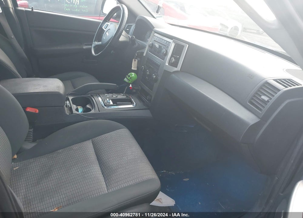 2008 JEEP GRAND CHEROKEE LAREDO VIN: 1J8HR48N08C169003