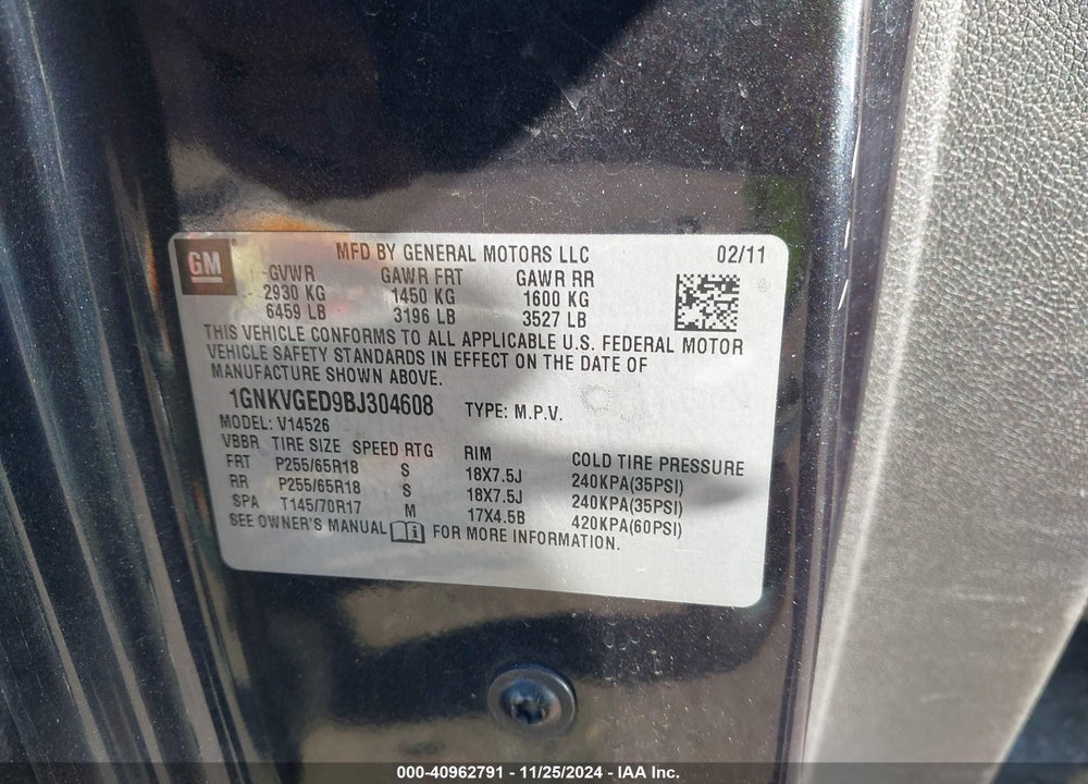 2011 CHEVROLET TRAVERSE 1LT VIN: 1GNKVGED9BJ304608