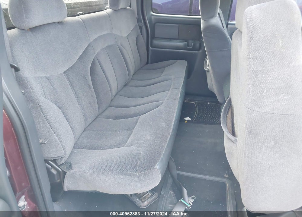 2002 GMC SIERRA 1500 SLE VIN: 2GTEC19T321207957