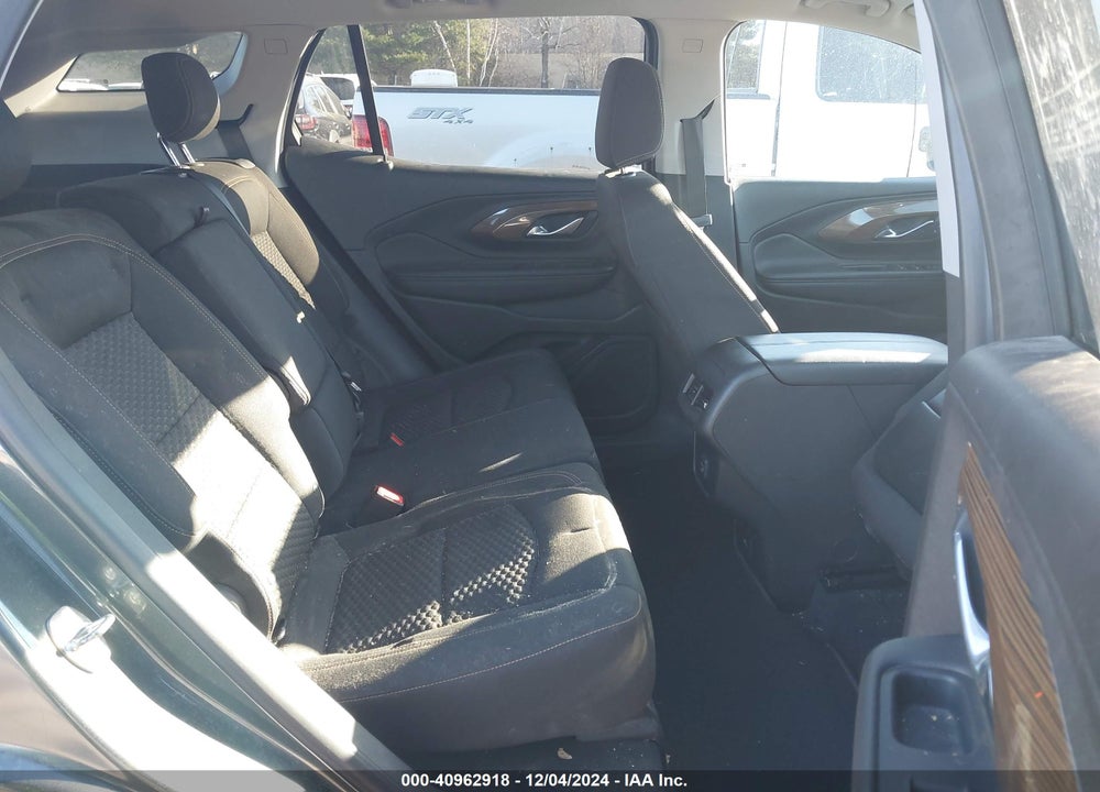 2019 GMC TERRAIN SLE VIN: 3GKALTEV5KL311077