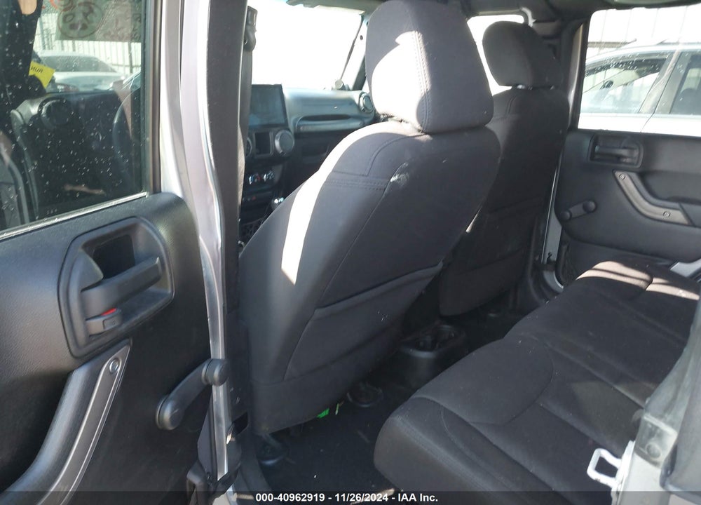 2013 JEEP WRANGLER UNLIMITED SPORT VIN: 1C4BJWDG0DL675917