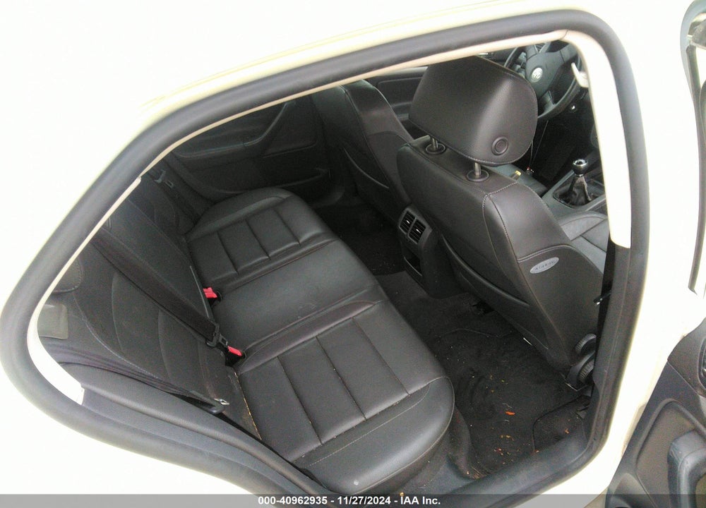 2005 VOLKSWAGEN JETTA 2.5 VIN: 3VWRF71K75M620599