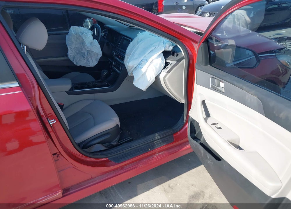 2018 HYUNDAI SONATA SEL VIN: 5NPE34AF5JH604137