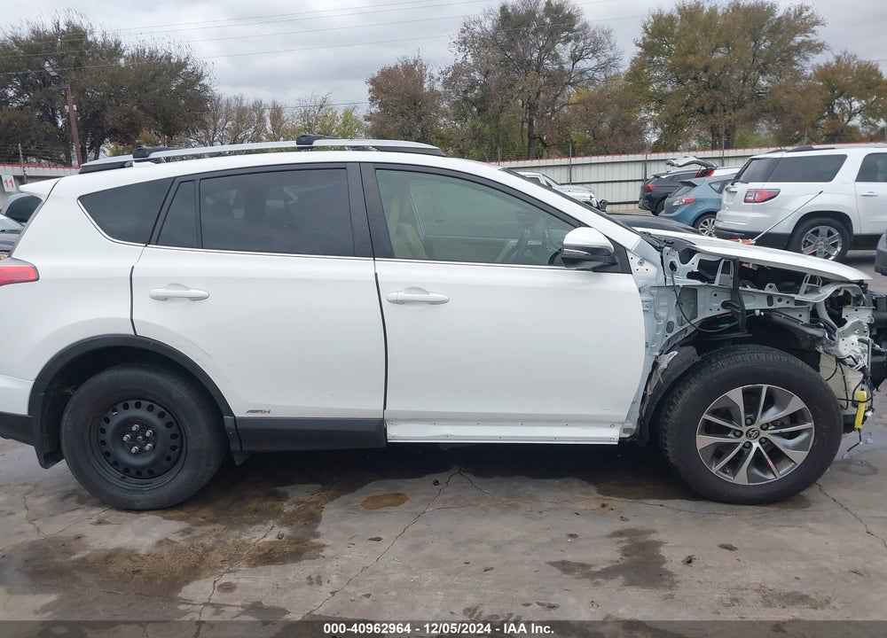 2018 TOYOTA RAV4 HYBRID XLE VIN: JTMRJREV5JD181250