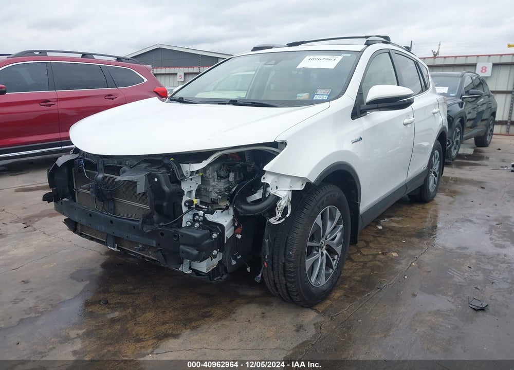 2018 TOYOTA RAV4 HYBRID XLE VIN: JTMRJREV5JD181250