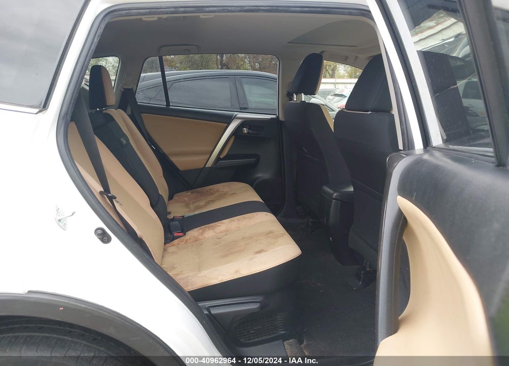2018 TOYOTA RAV4 HYBRID XLE VIN: JTMRJREV5JD181250