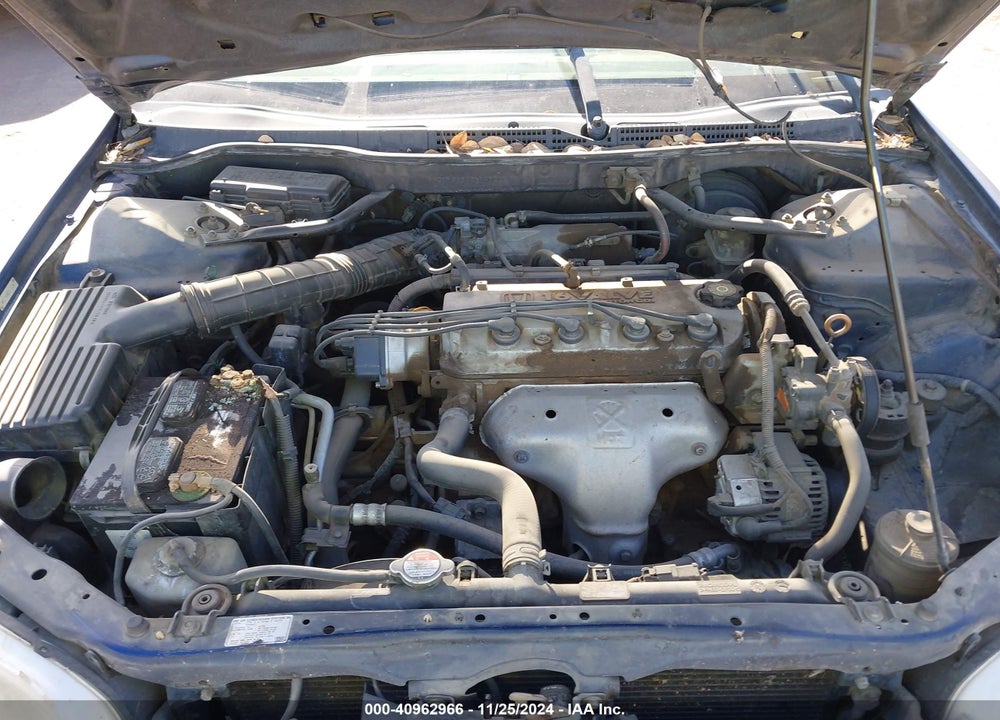 2002 HONDA ACCORD 2.3 VP VIN: 1HGCF86622A149224