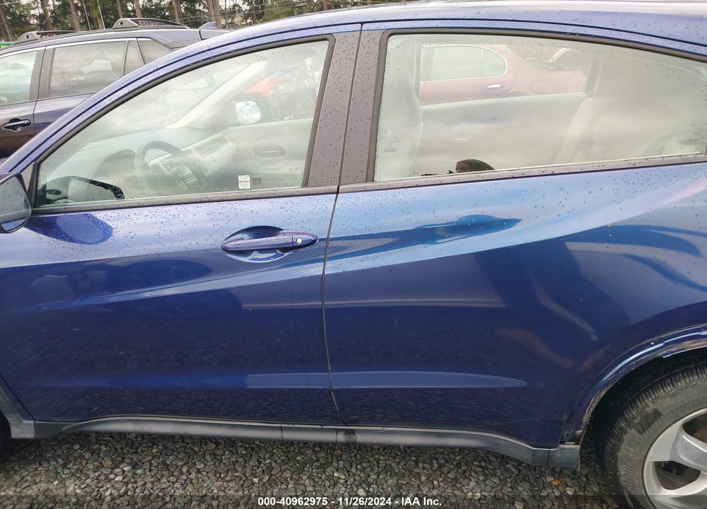 2017 HONDA HR-V LX VIN: 3CZRU6H37HM705006