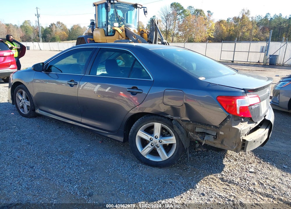 2014 TOYOTA CAMRY SE VIN: 4T1BF1FK6EU374632